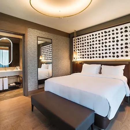 Hotel Radisson Collection Vadi 5*
